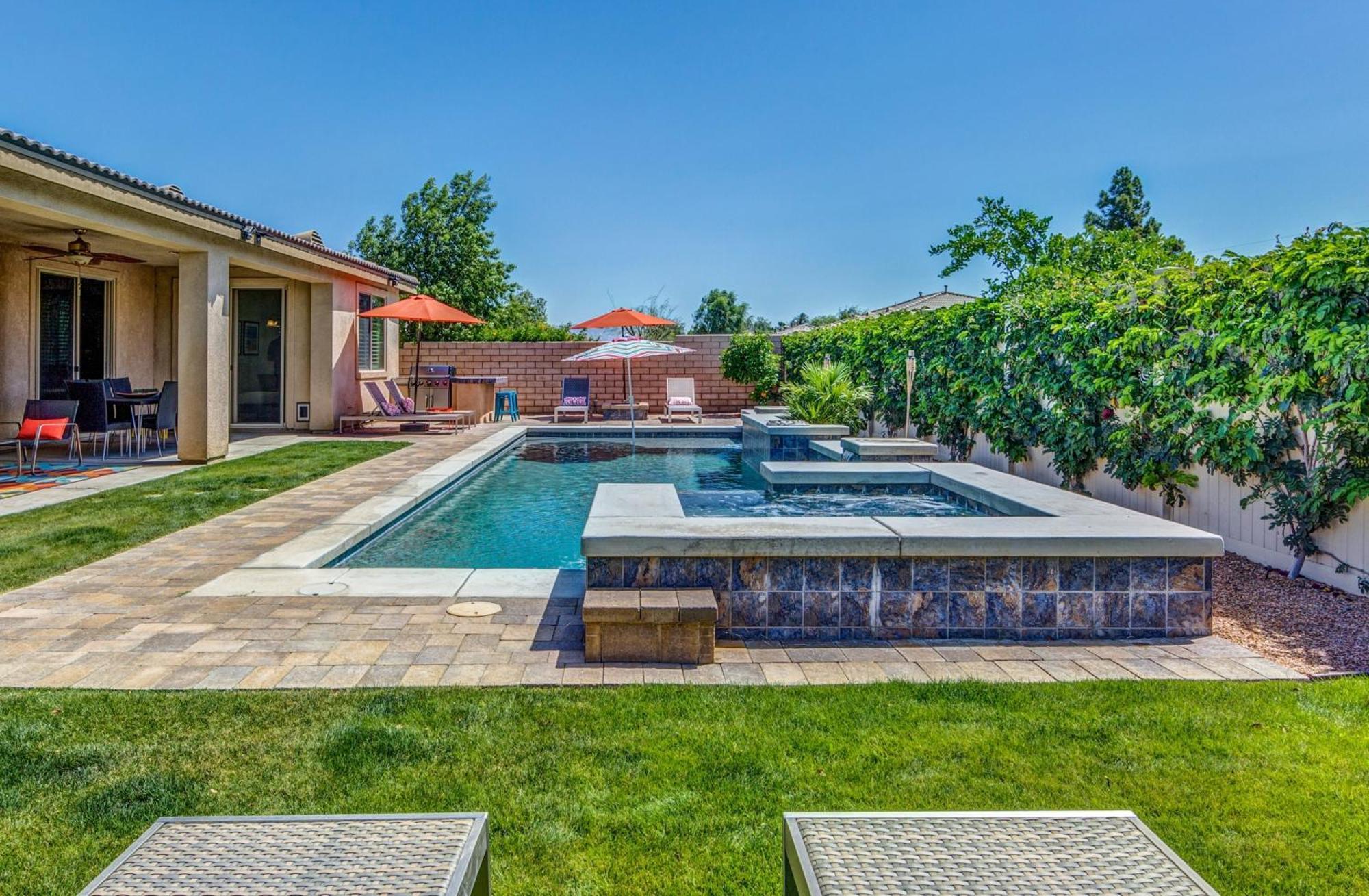 Magnolia By Avantstay Magnificent Coachella Valley Oasis W Pool Spa Indio Exterior photo